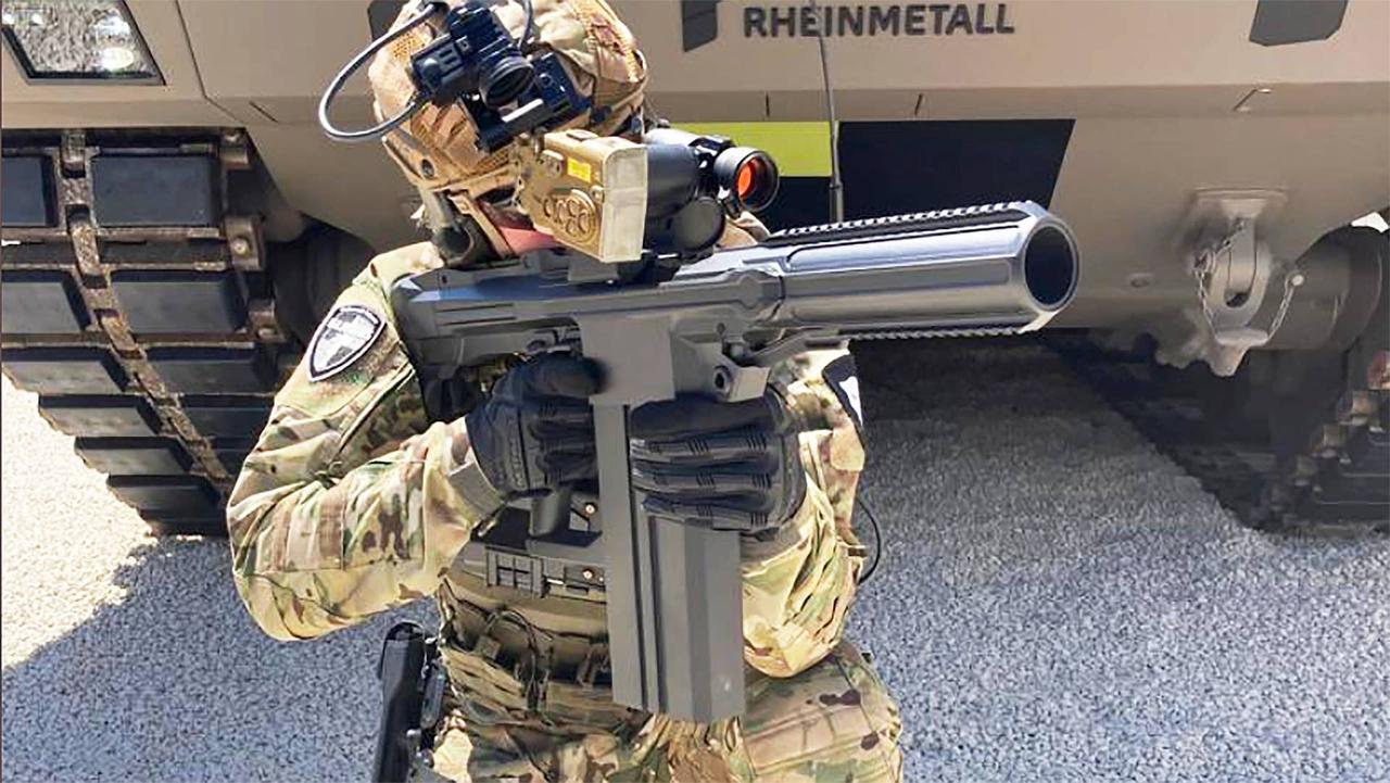 Компанія Rheinmetall представила автоматичний ручний гранатомет із ...